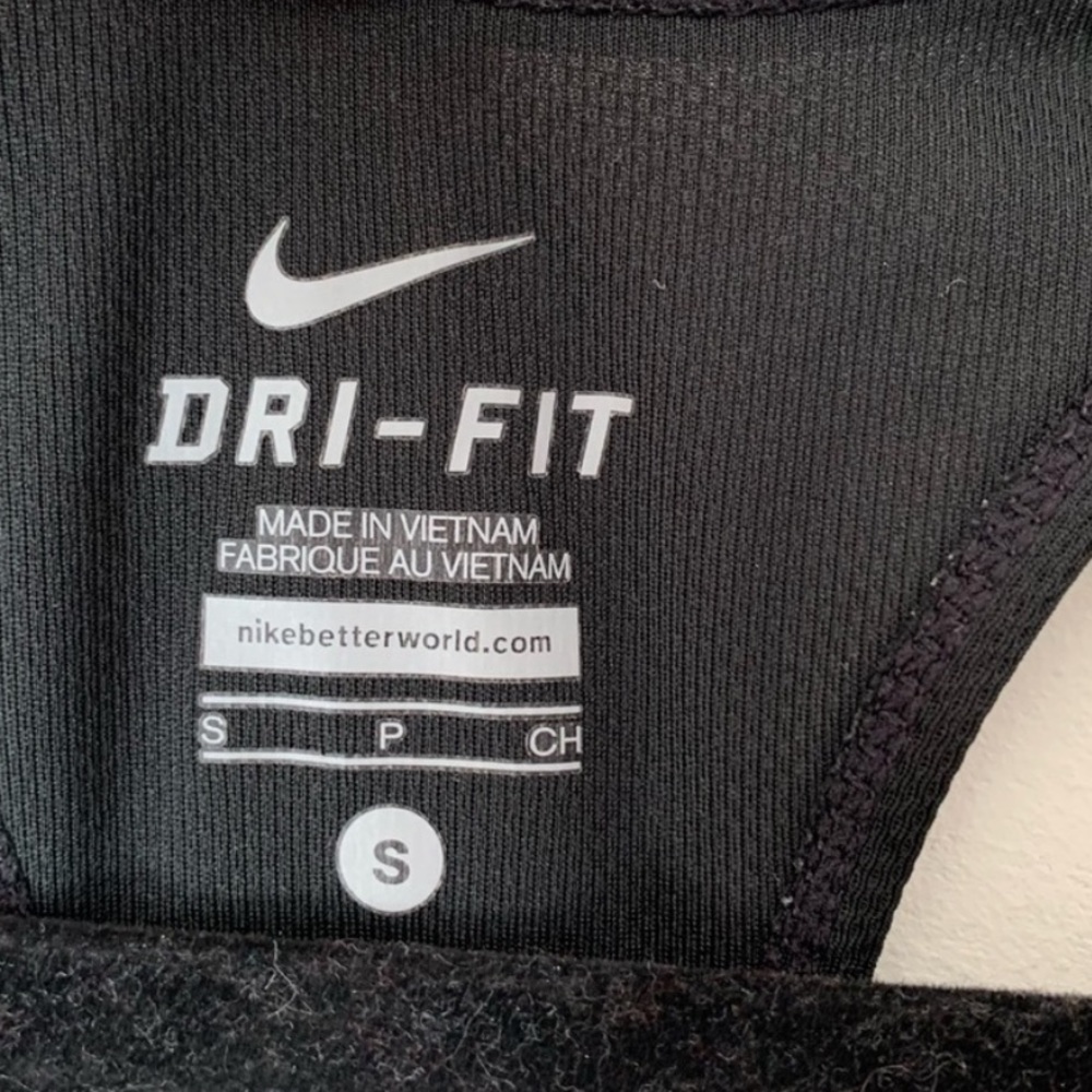 Nike black racerback workout tank top S - Picture 4 of 5